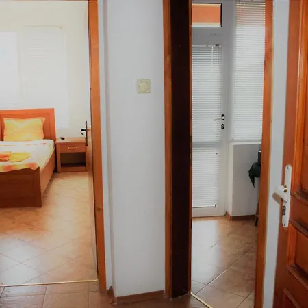 Πανσιόν Dream House 2*