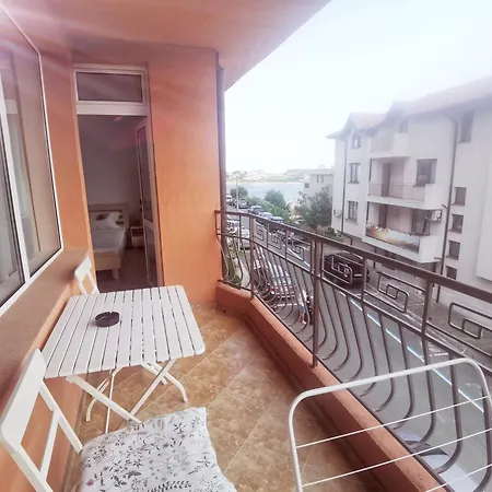 Dream House Πανσιόν Tsarevo