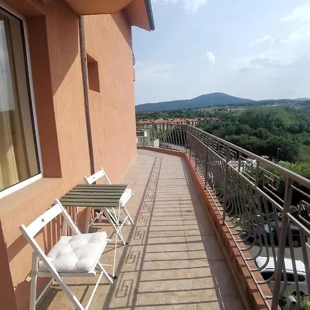 Dream House Πανσιόν 2*