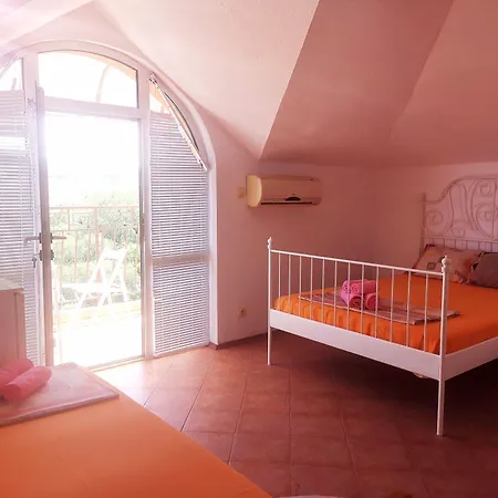 Πανσιόν Dream House