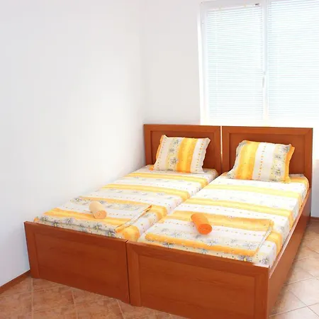 Πανσιόν Dream House Tsarevo