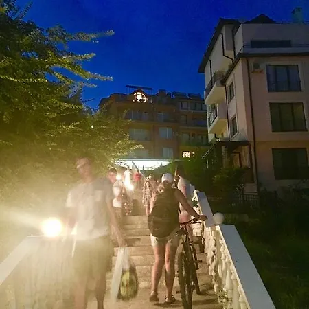 招待所 美梦旅馆 2*